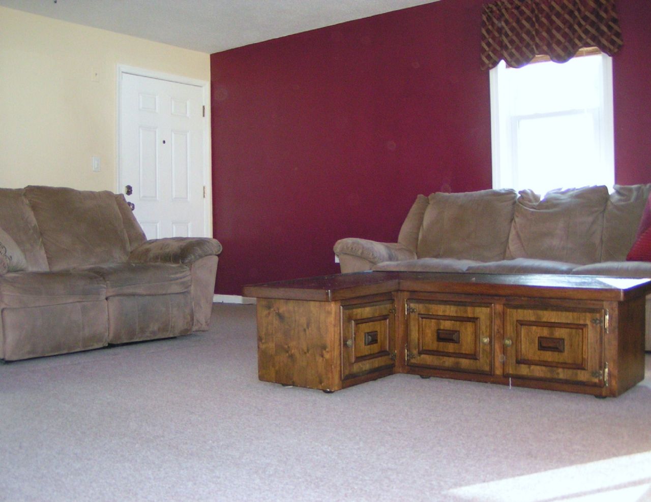 new entry door w/new hardware